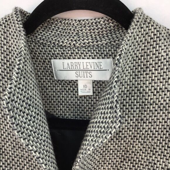 LARRY LEVINE Women's Size 10 Tweed Coat Knee Length 2 button Black Gray White - Picture 2 of 15